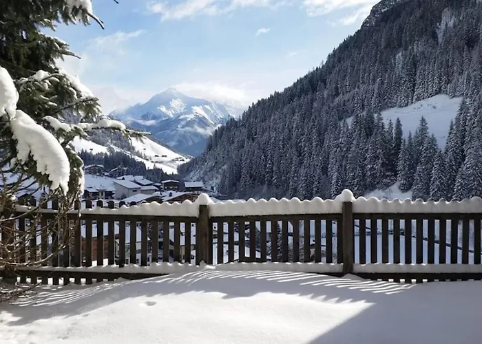 Eggerfeld Apartman Tux